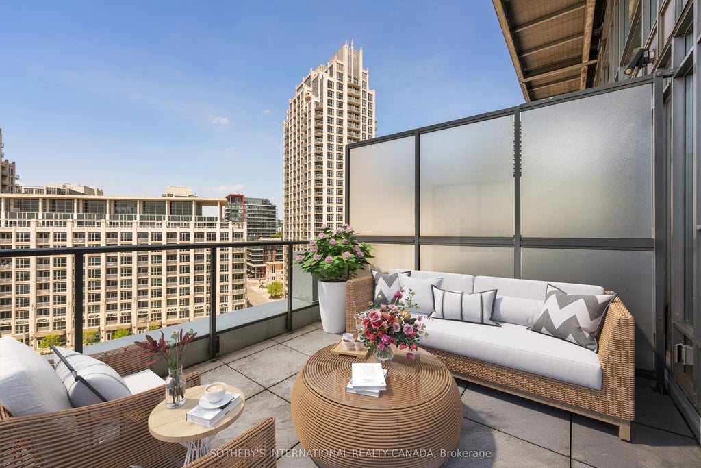 Photo of 637 Lake Shore Boulevard W #614, Toronto, ON M5V 3J6 (MLS # C13730508)