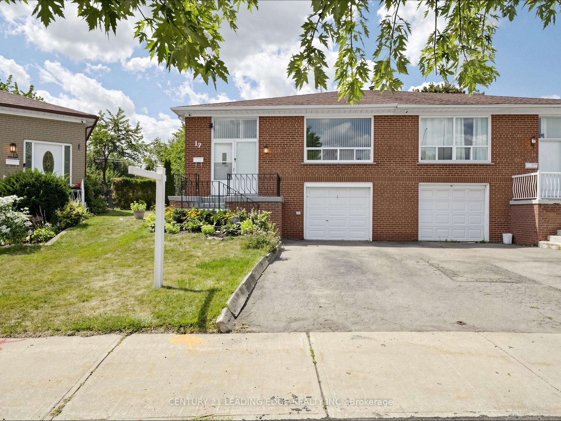 17 Tinton Crescent