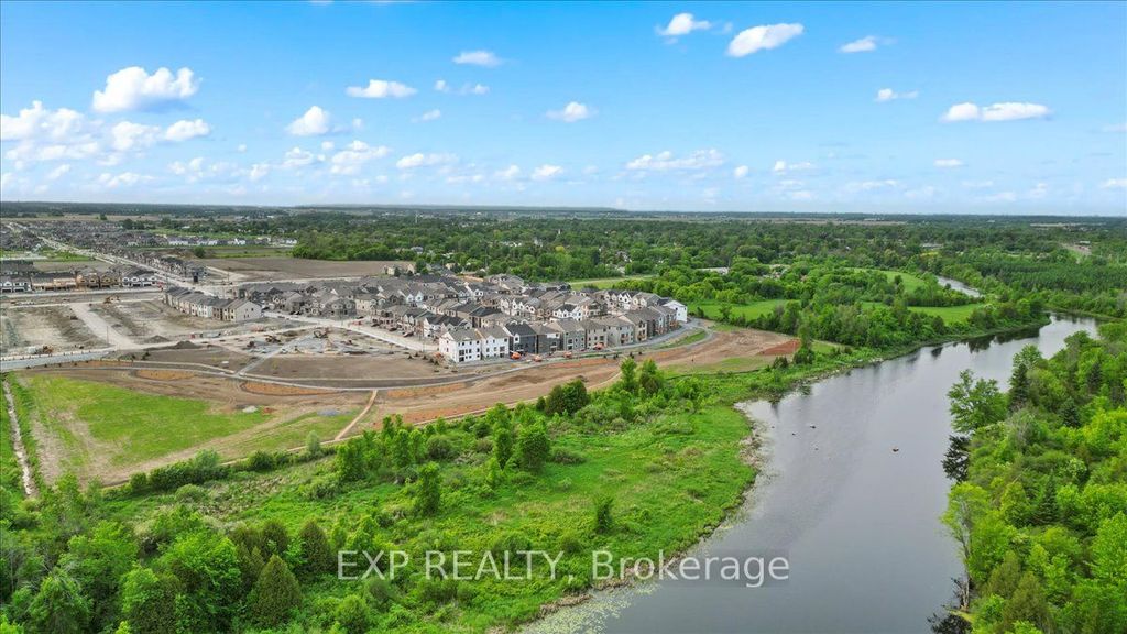 Photo of 316 Cornflower Row, Stittsville - Munster - Richmond, ON K0A 2Z0 (MLS # X12452487)