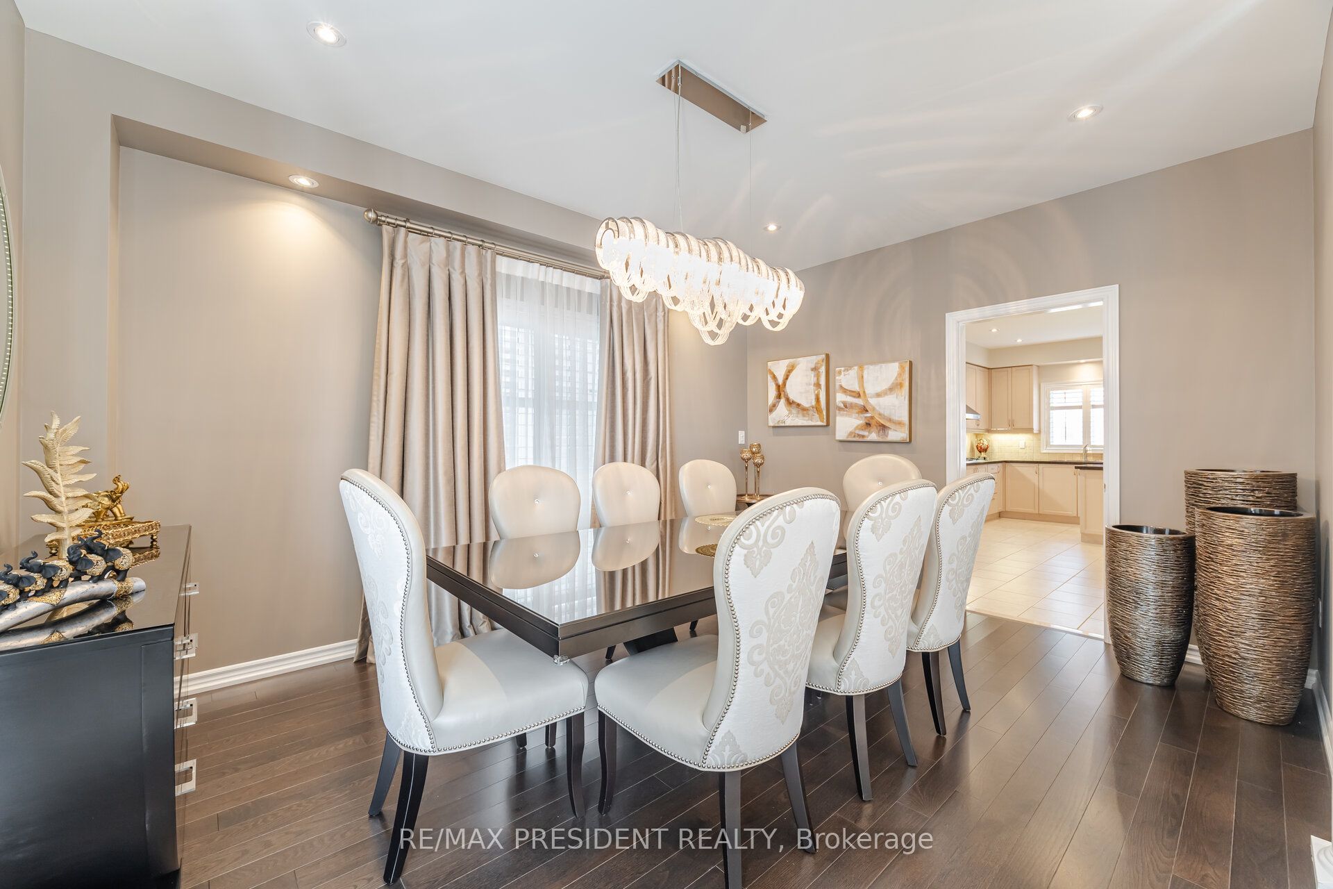 12 Valleyridge Crescent