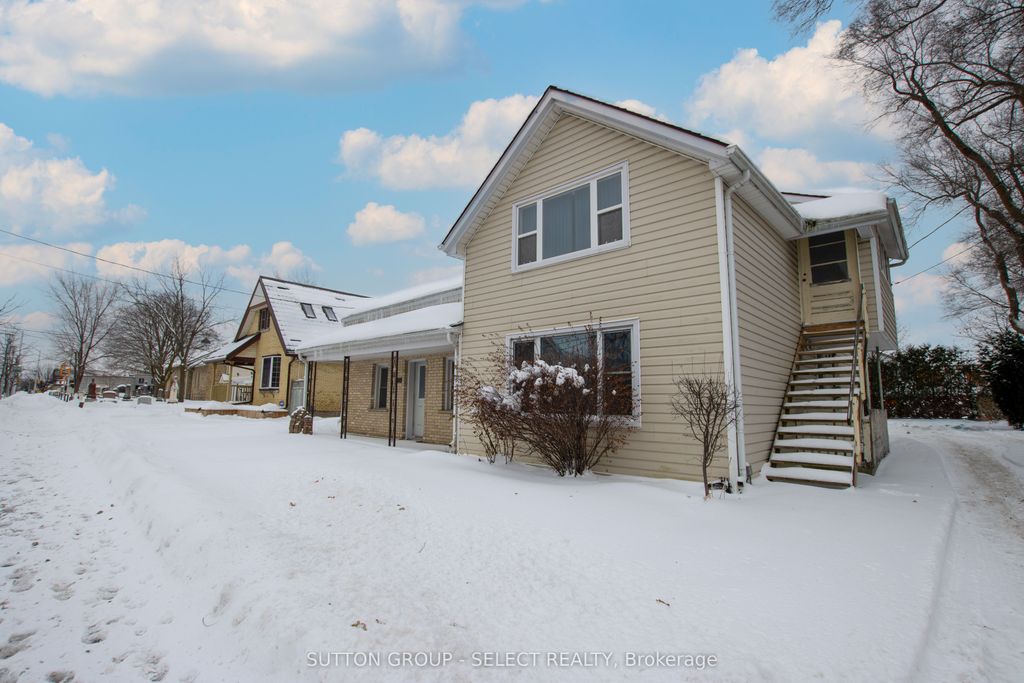 Photo of 7053 longwoods rd Road W, London South, ON N6P 1R2 (MLS # X12636322)