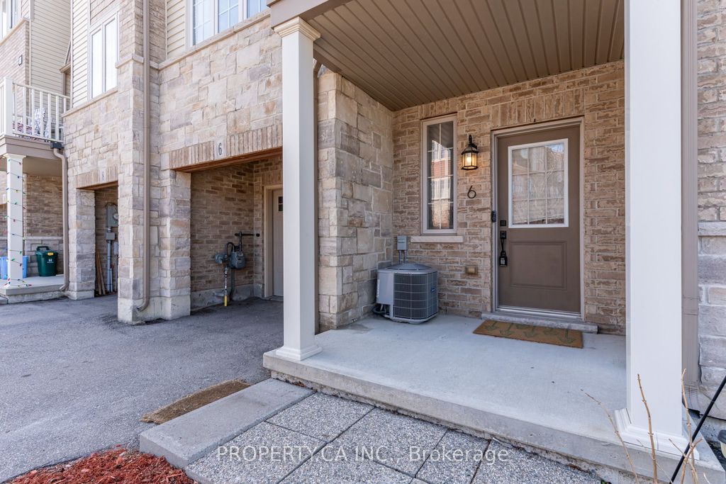 Photo of 11 Stockbridge Gardens #6, Hamilton, ON L8J 0H5 (MLS # X12587478)