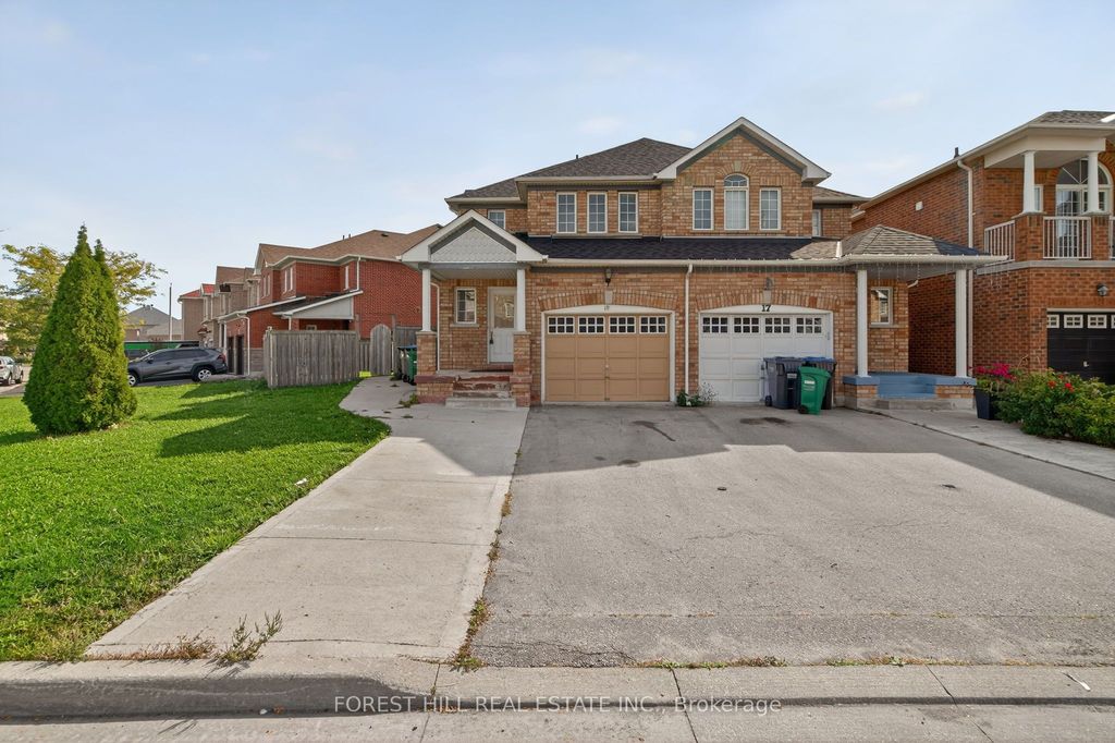 Photo of 19 Rednor Drive, Brampton, ON L6P 1P4 (MLS # W12451610)