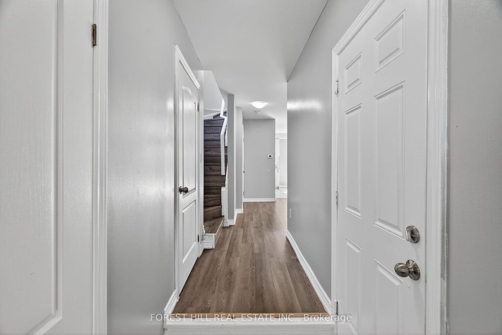 Photo of 19 Rednor Drive, Brampton, ON L6P 1P4 (MLS # W12451610)