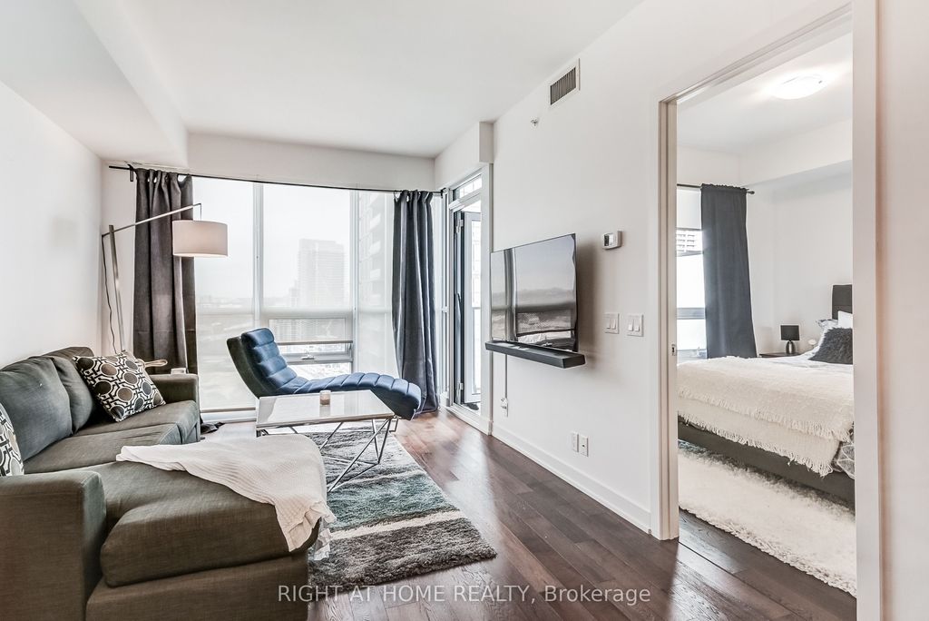 Photo of 2212 Lake Shore Boulevard W #2710, Toronto, ON M8V 0C2 (MLS # W13121834)
