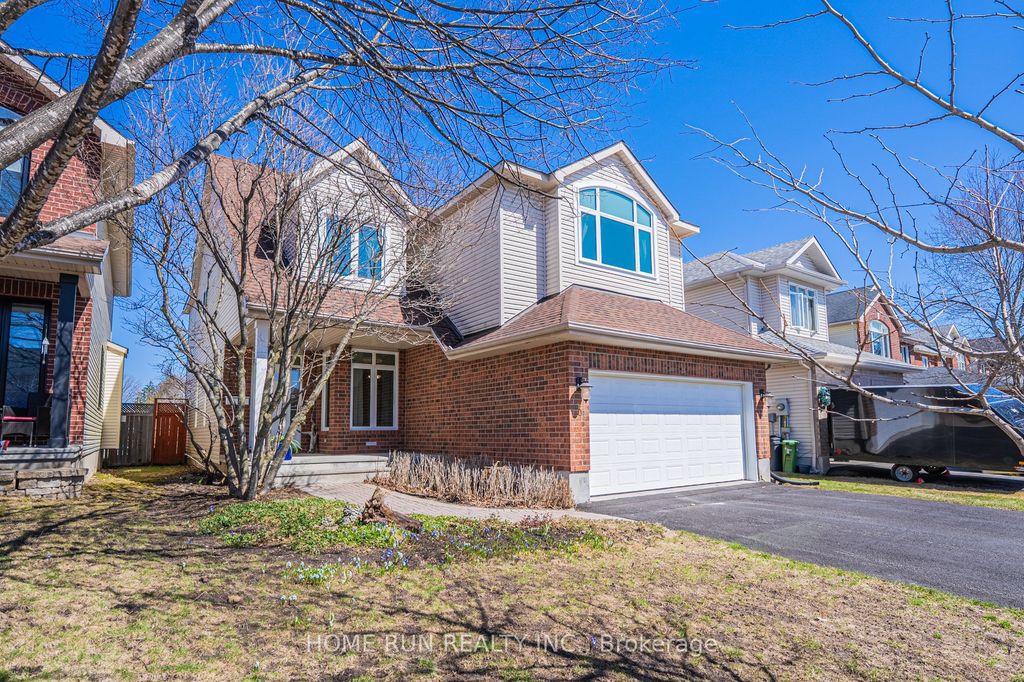 Photo of 5 Thunderbird Crescent, Kanata, ON K2M 2H4 (MLS # X13033646)