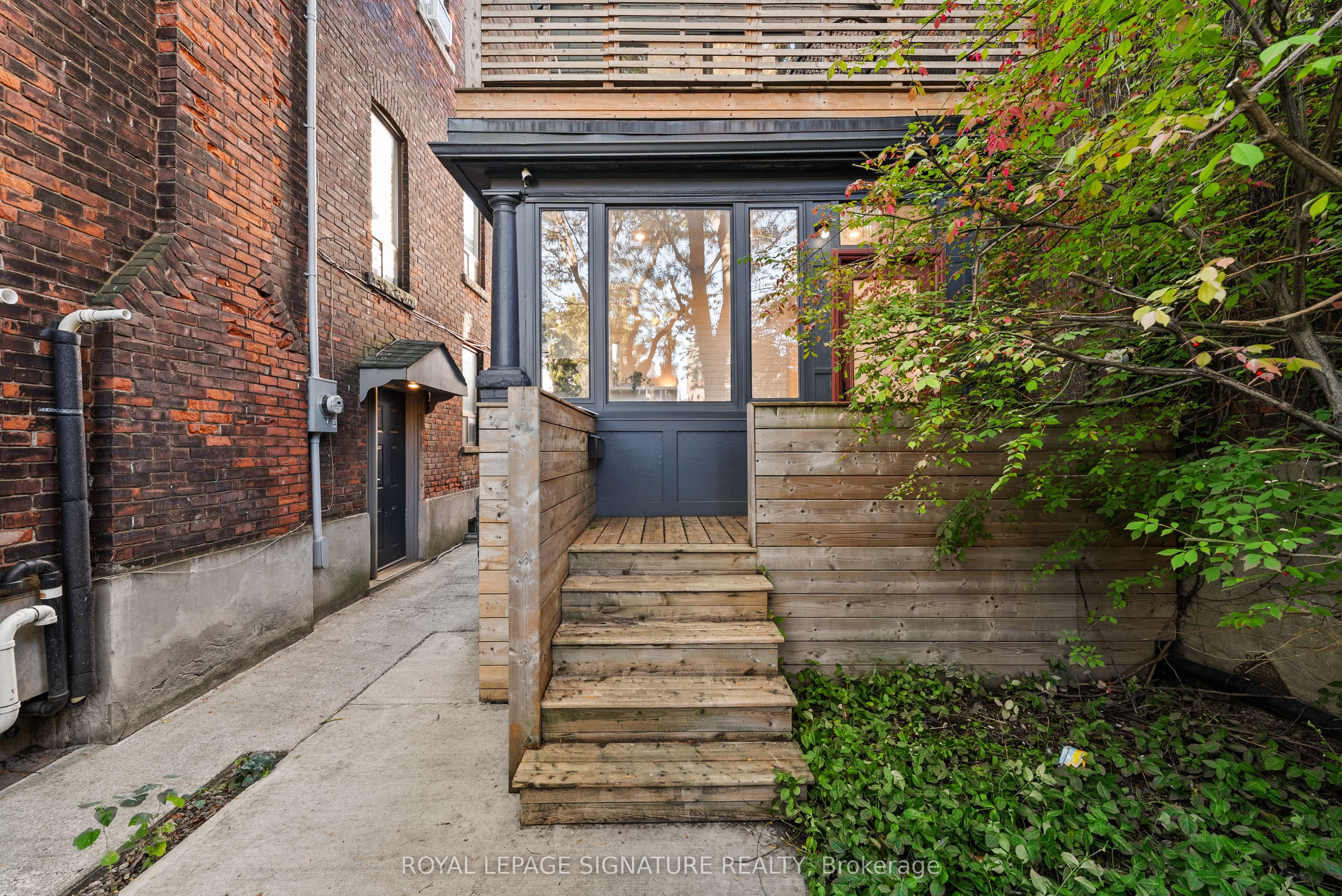 540 Crawford Street