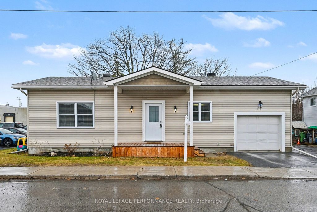 Photo of 15 Forget Street, Russell, ON K0A 1W0 (MLS # X13005894)