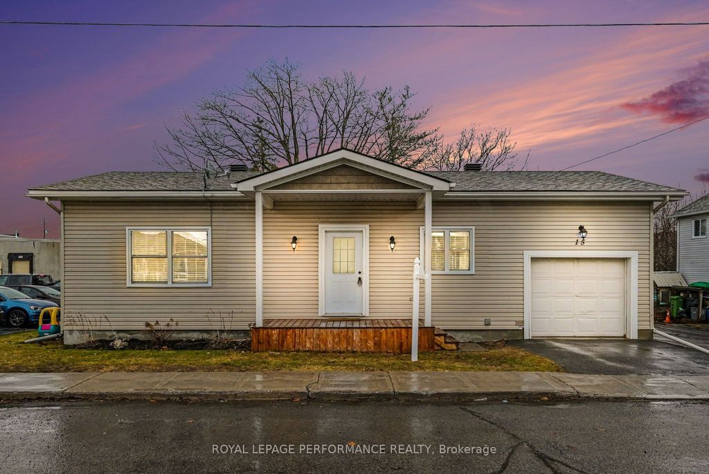 Photo of 15 Forget Street, Russell, ON K0A 1W0 (MLS # X13005894)