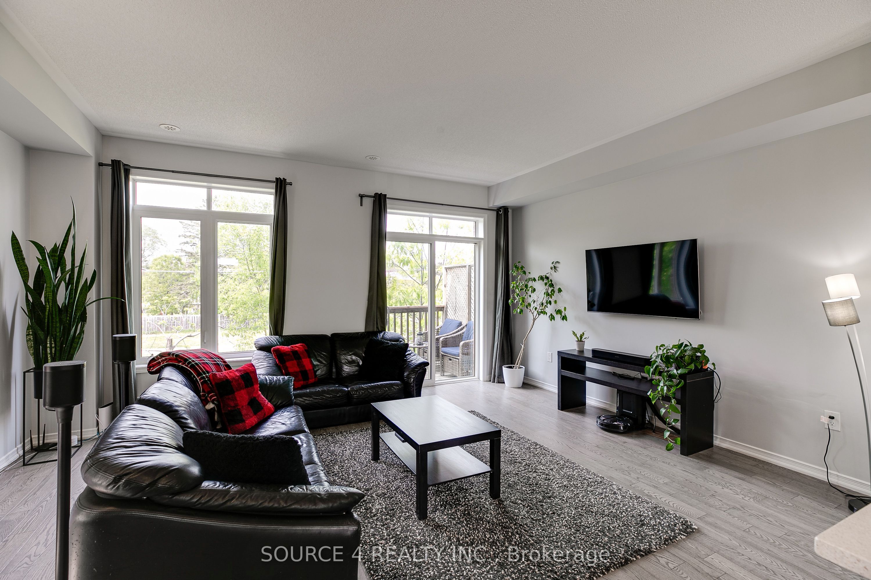 379 Ladycroft Terrace 14