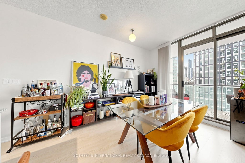 Photo of 33 Lombard Street #1606, Toronto, ON M5C 3H8 (MLS # C13752076)