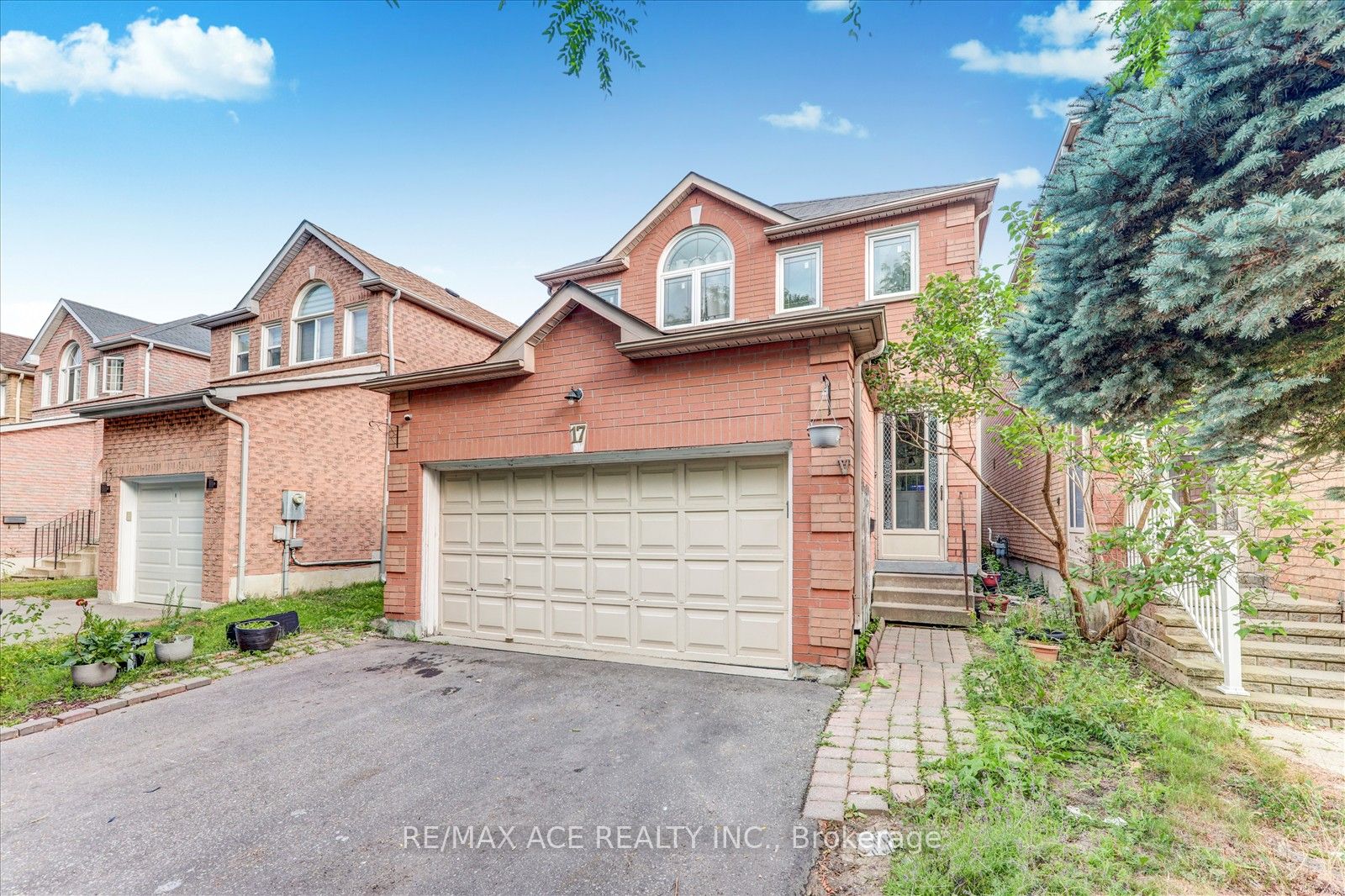 17 Kenborough Court