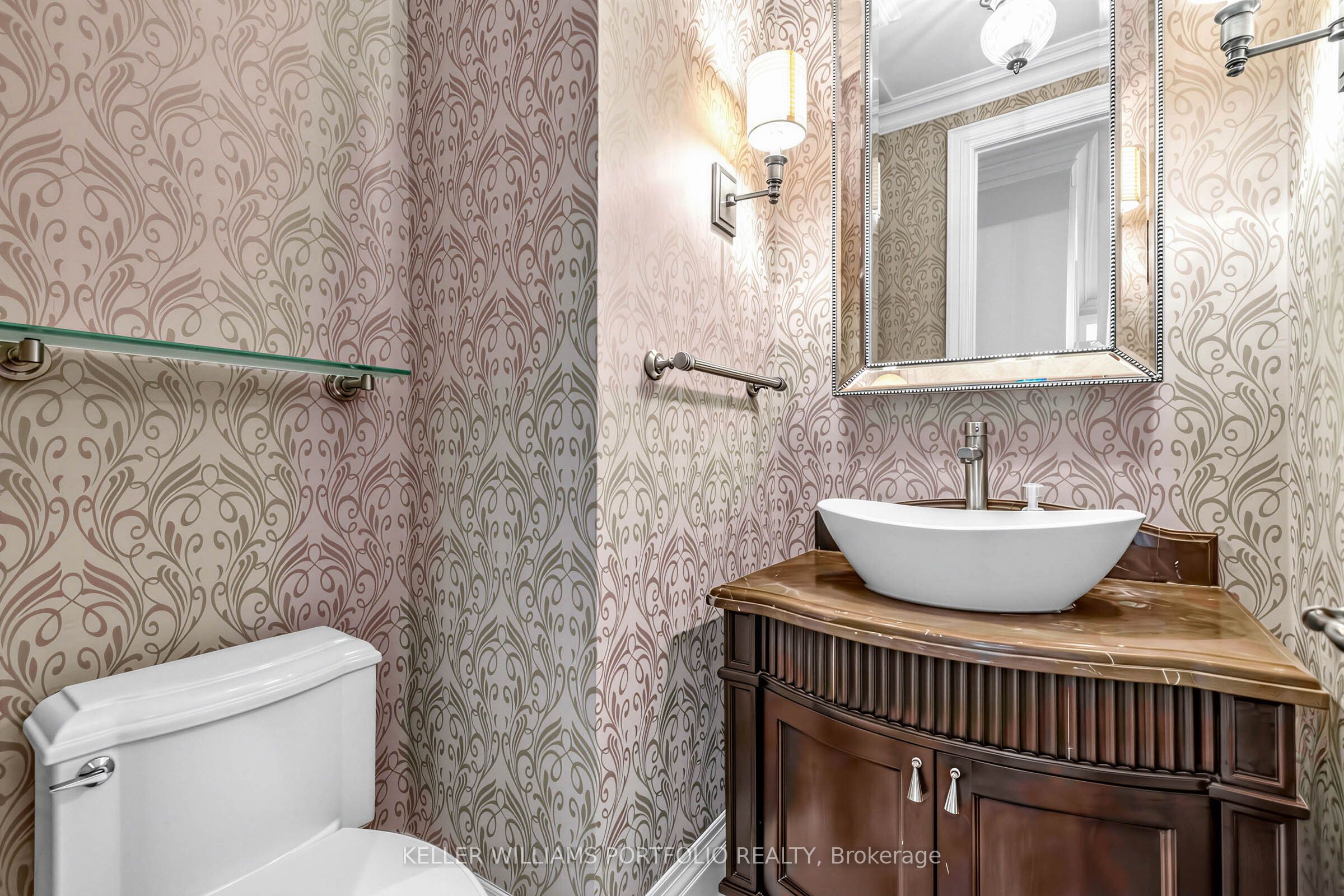 39 Downing Boulevard