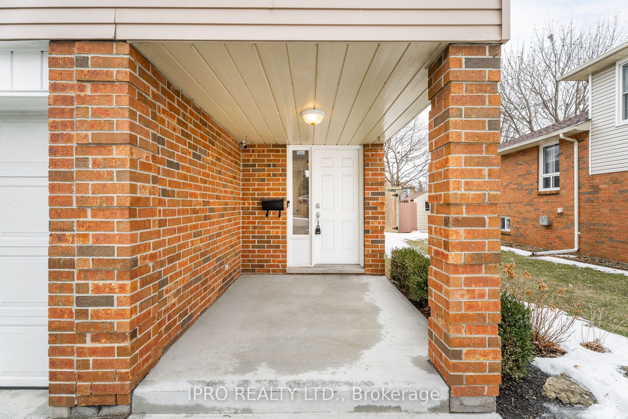 512 Mary Street