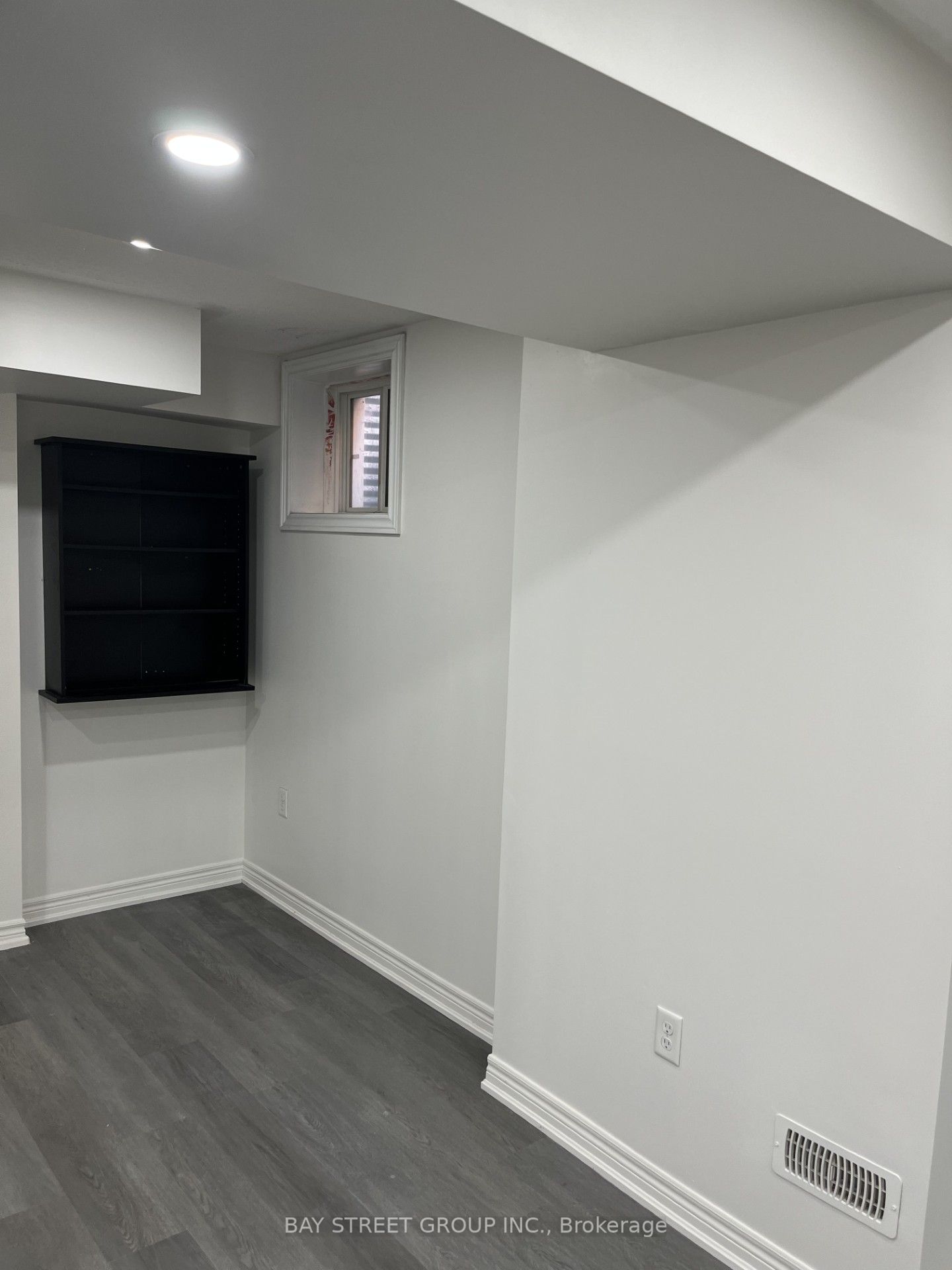 50 Bernadino (bsmt) Street Bsmt