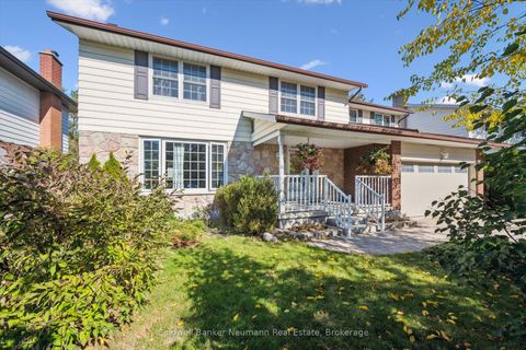 Photo of 10 Carmine Place, Guelph, ON N1E 3V1 (MLS # X12471082)