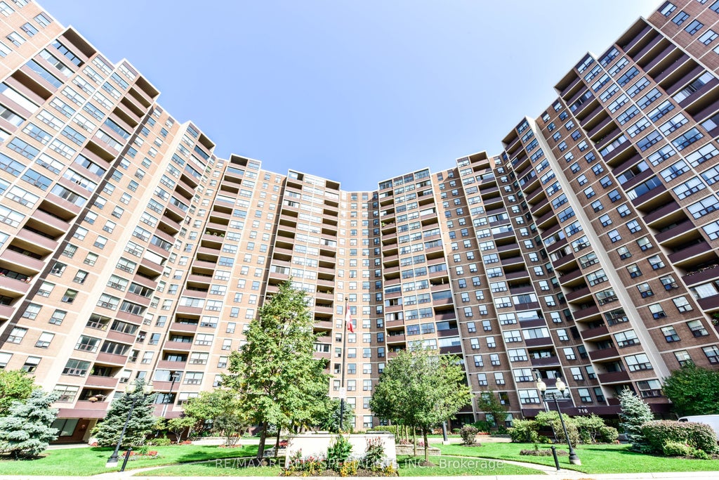 Photo of 716 The West Mall N/A #PH2005, Toronto, ON M9C 4X6 (MLS # W13755652)