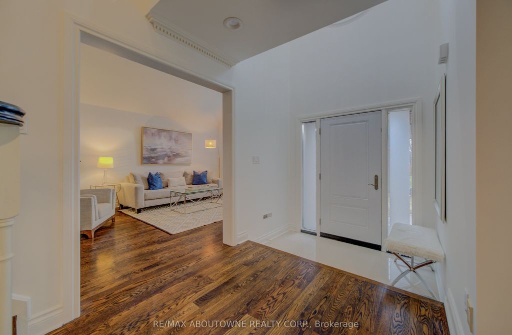 Photo of 20 Martin Grove Road, Toronto, ON M9B 4J9 (MLS # W12930290)