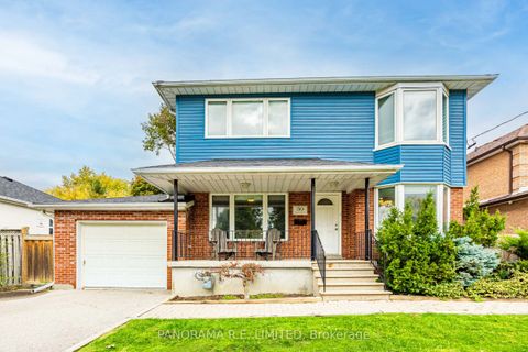 30 Cowley Avenue Toronto ON M9B 2E3