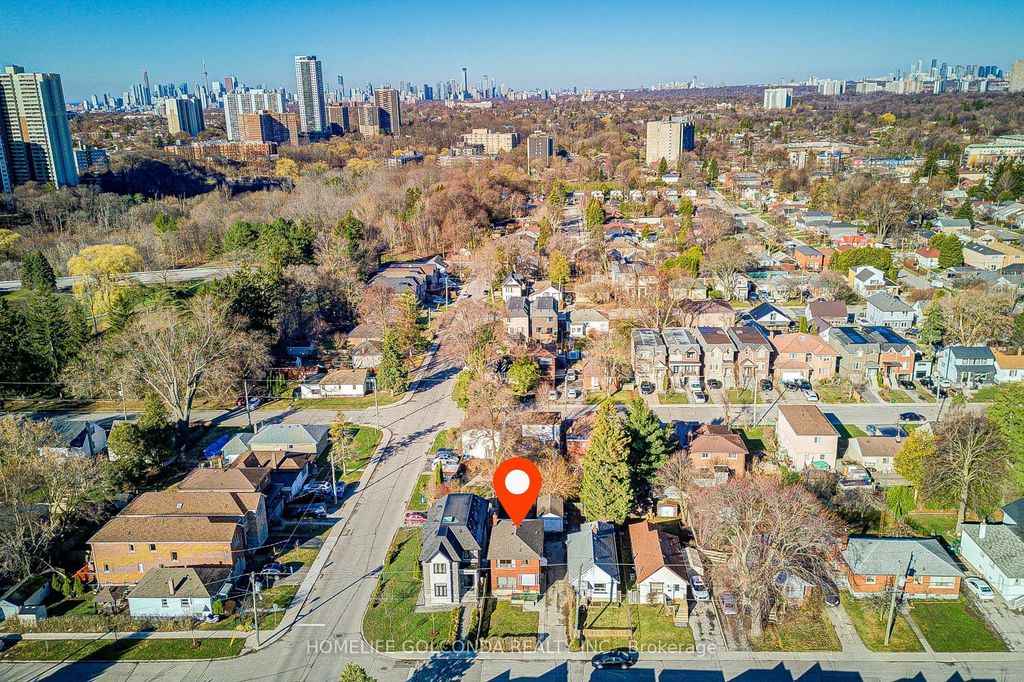 Photo of 24A Westbourne Avenue, Toronto, ON M1L 2Y2 (MLS # E12987924)