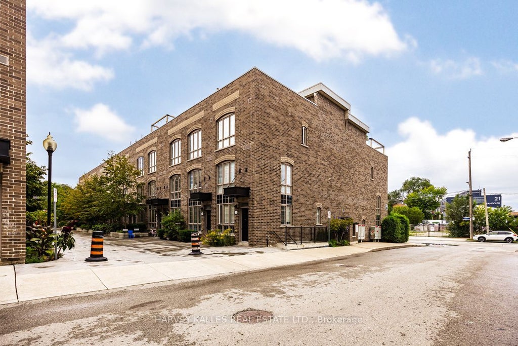 Photo of 1 Elsie Lane #61, Toronto, ON M6P 0B8 (MLS # W13821592)