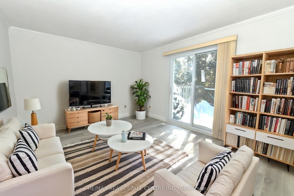 Photo of 1247 Huron Street #111, London East, ON N5Y 4X7 (MLS # X12458071)