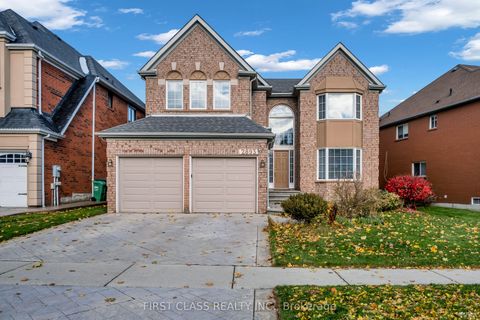 2893 Peacock Drive Mississauga ON L5M 5S2