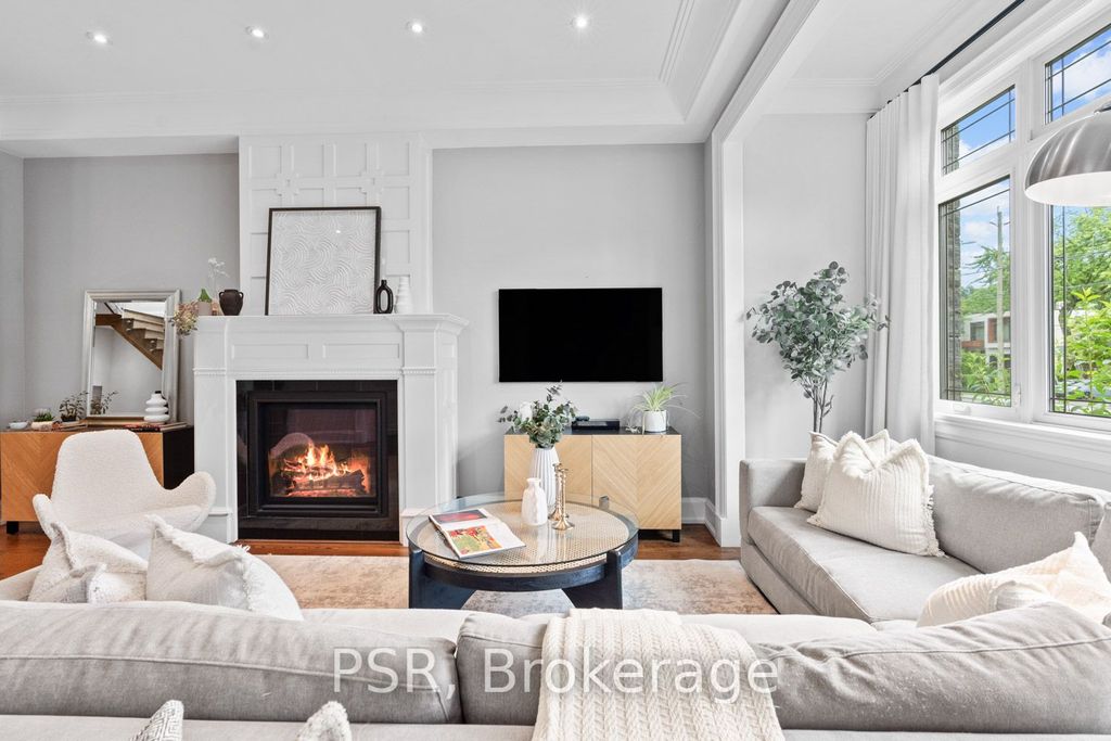 Photo of 76 South Kingsway N/A, Toronto, ON M6S 3T3 (MLS # W12301296)