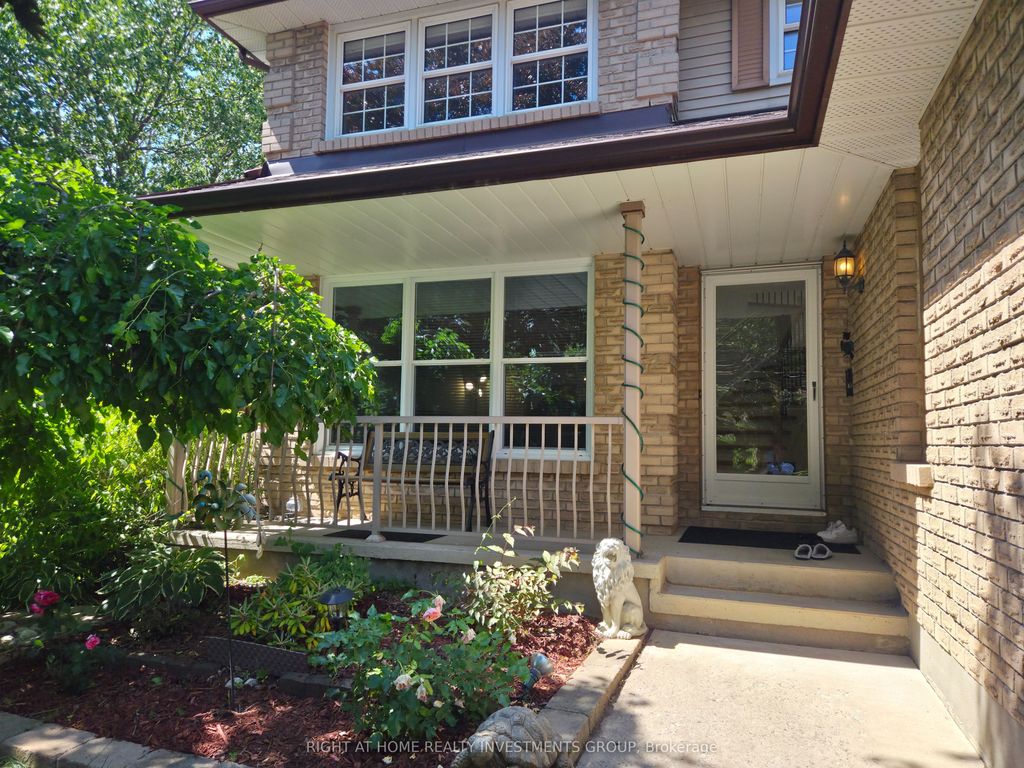 Photo of 660 Whistler Drive N, Oshawa, ON L1J 7N7 (MLS # E12426162)