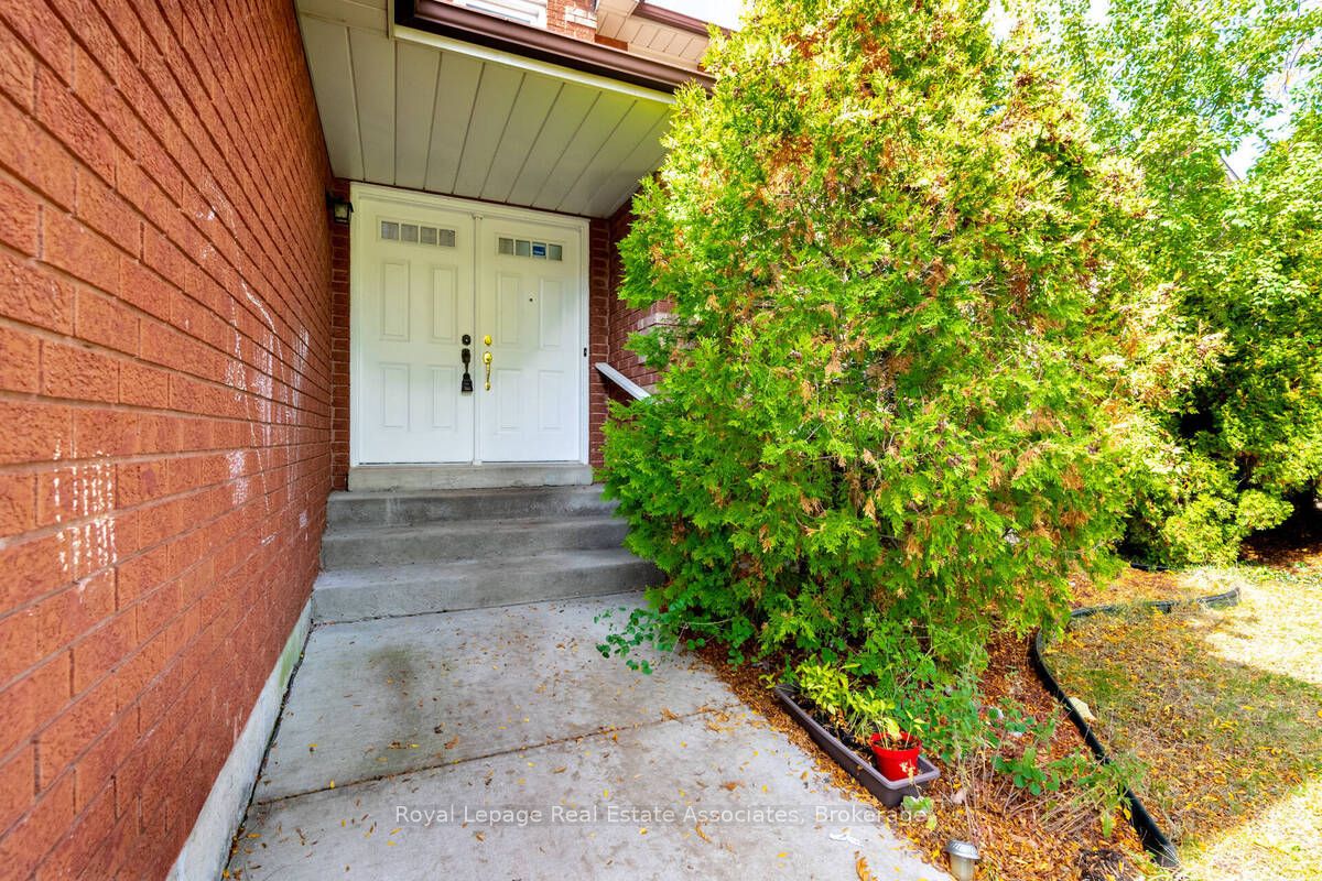 2551 Wynten Way