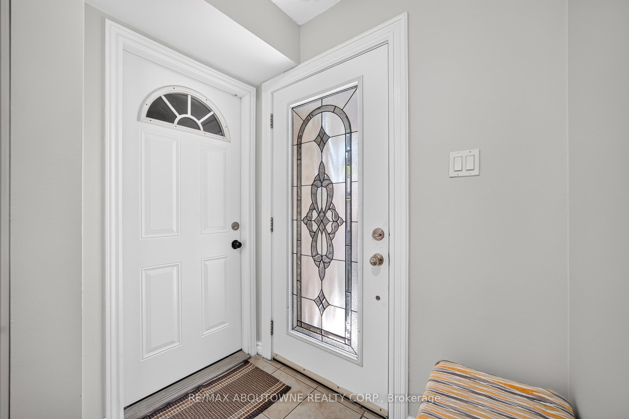 668 Greycedar Crescent
