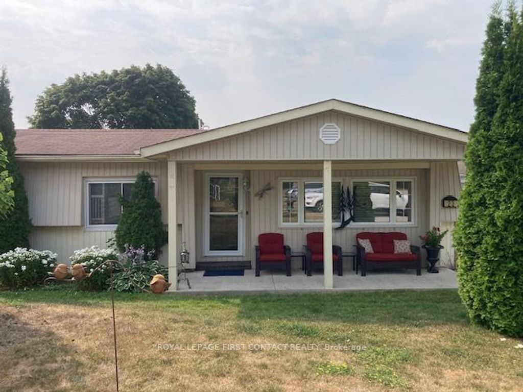 Photo of 23 Mimosa Crescent, Innisfil, ON L9S 1P9 (MLS # N12975068)