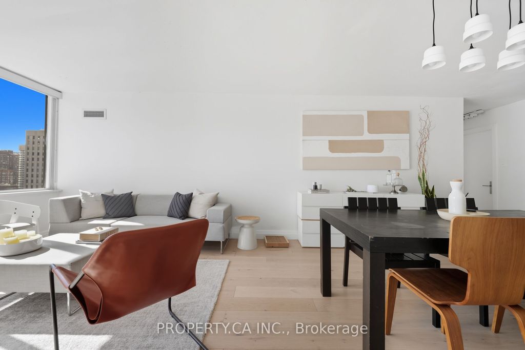 Photo of 45 Carlton Street #1501, Toronto, ON M5B 2H9 (MLS # C12460934)