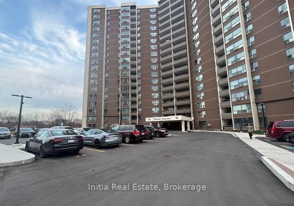 Photo of 15 Vicora Linkway Way #1508, Toronto, ON M3C 1A9 (MLS # C14029998)