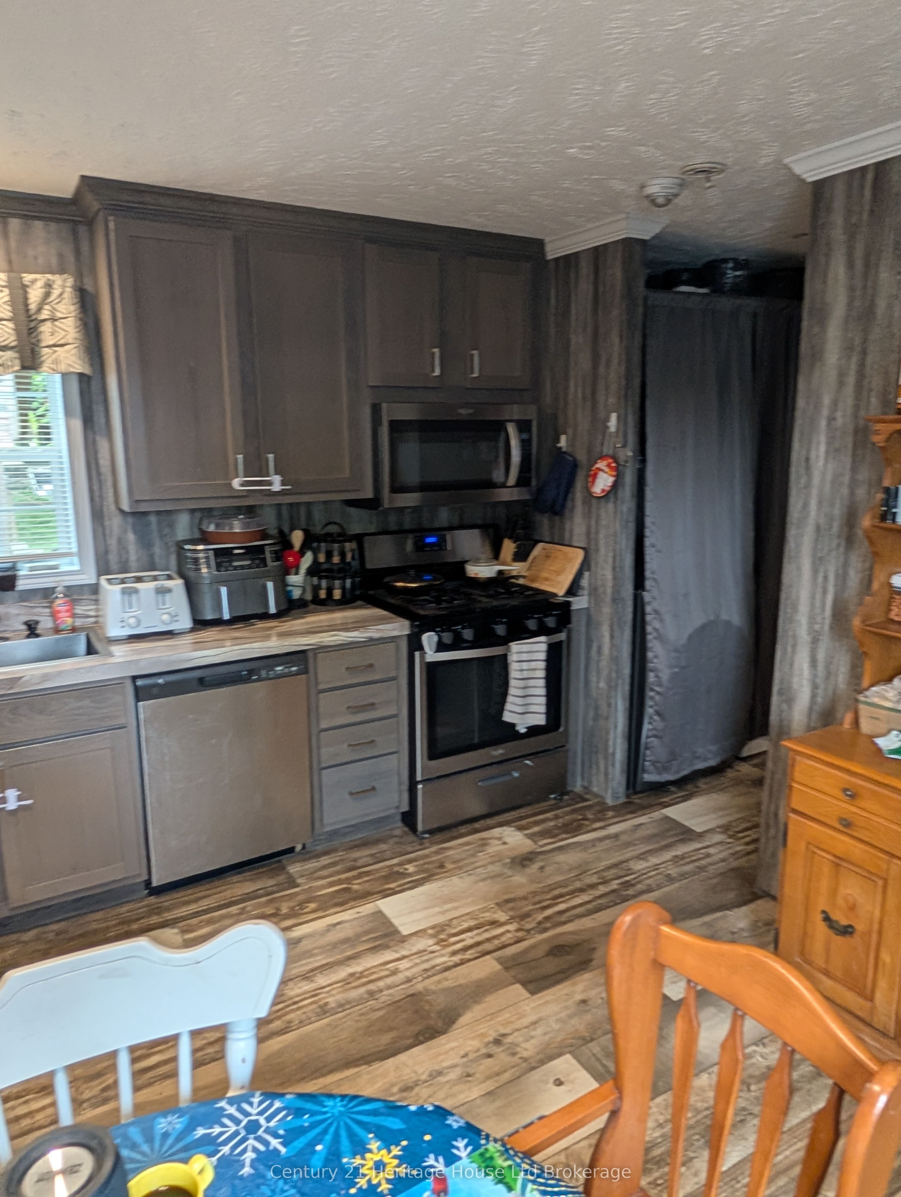 99 FOURTH CONCESSION Road 237