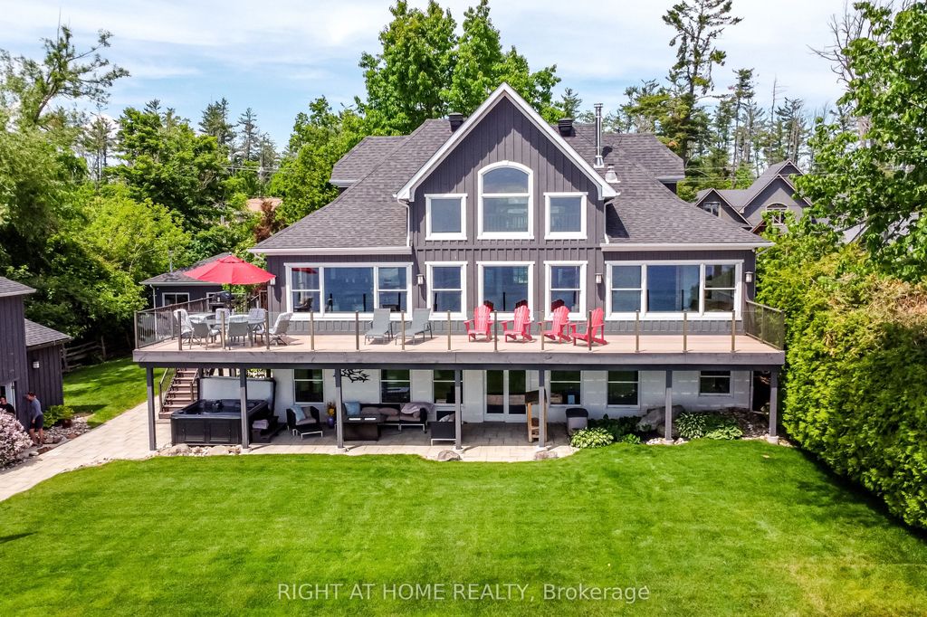 Photo of 21 Lakeshore Road E, Oro-Medonte, ON L0L 2E0 (MLS # S12457662)