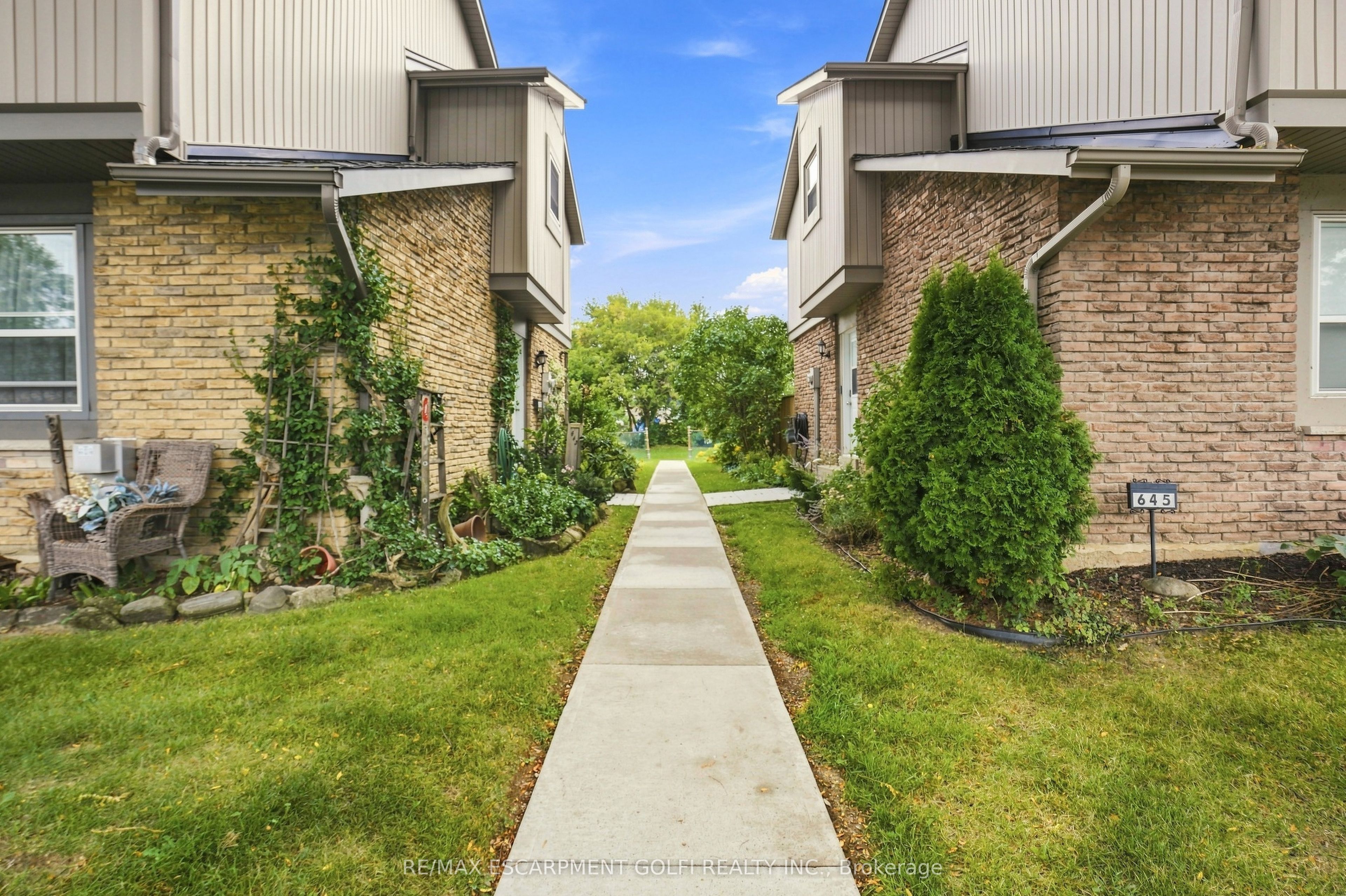 643 Woodward Avenue