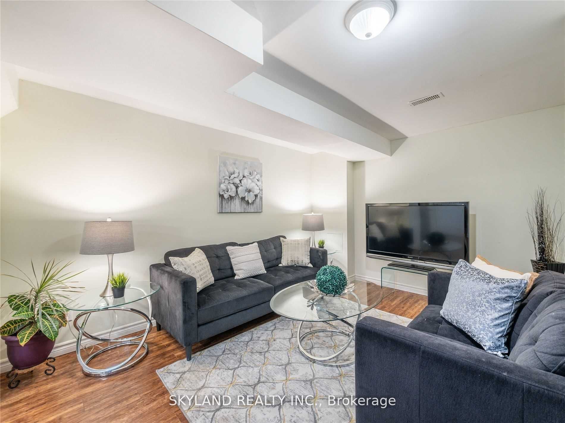 384 Spruce Grove Crescent Bsmt