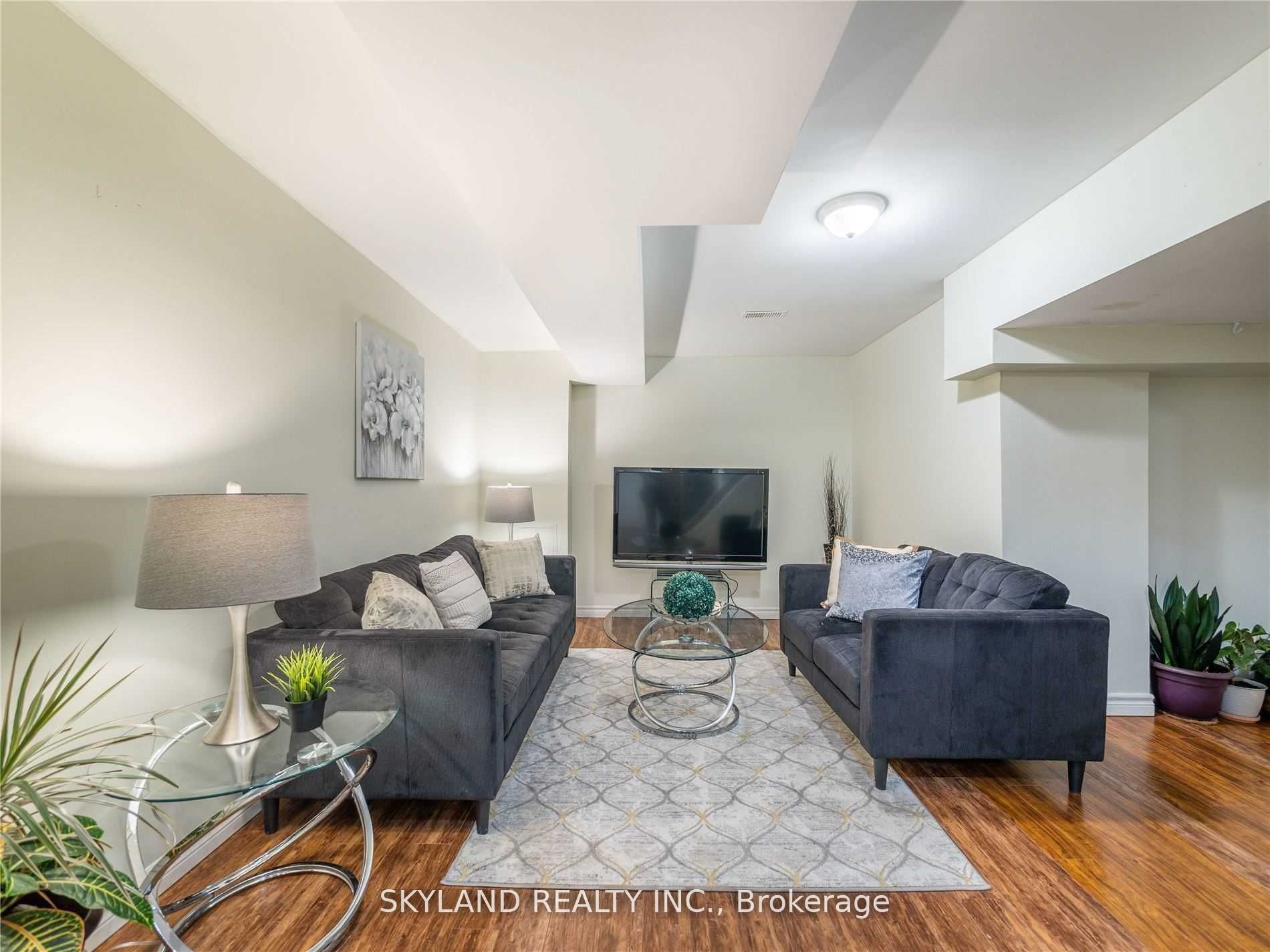 384 Spruce Grove Crescent Bsmt