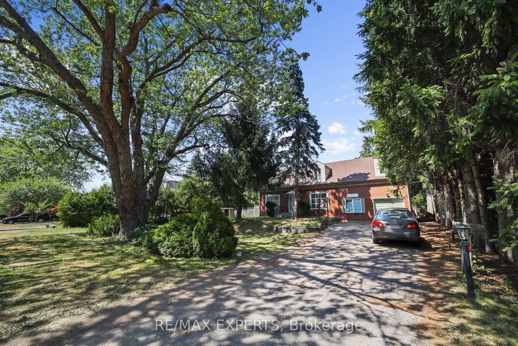 Photo of 16 Bellehaven Crescent, Toronto, ON M1M 1H3 (MLS # E13054728)