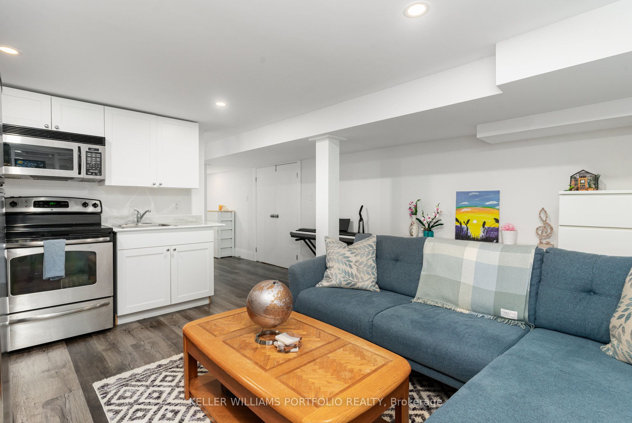 329 Runnymede Road Lower
