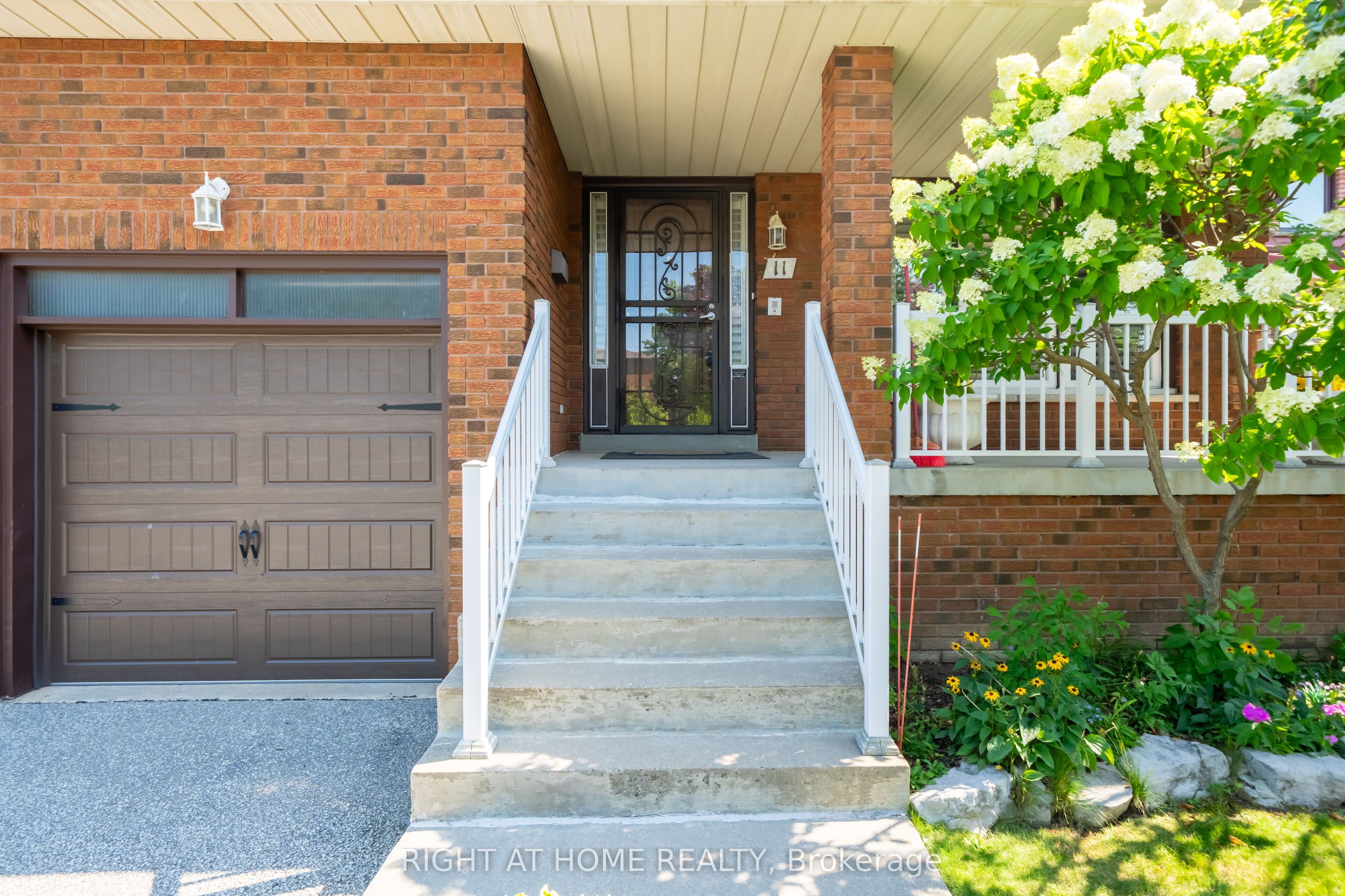 11 Timber Lane