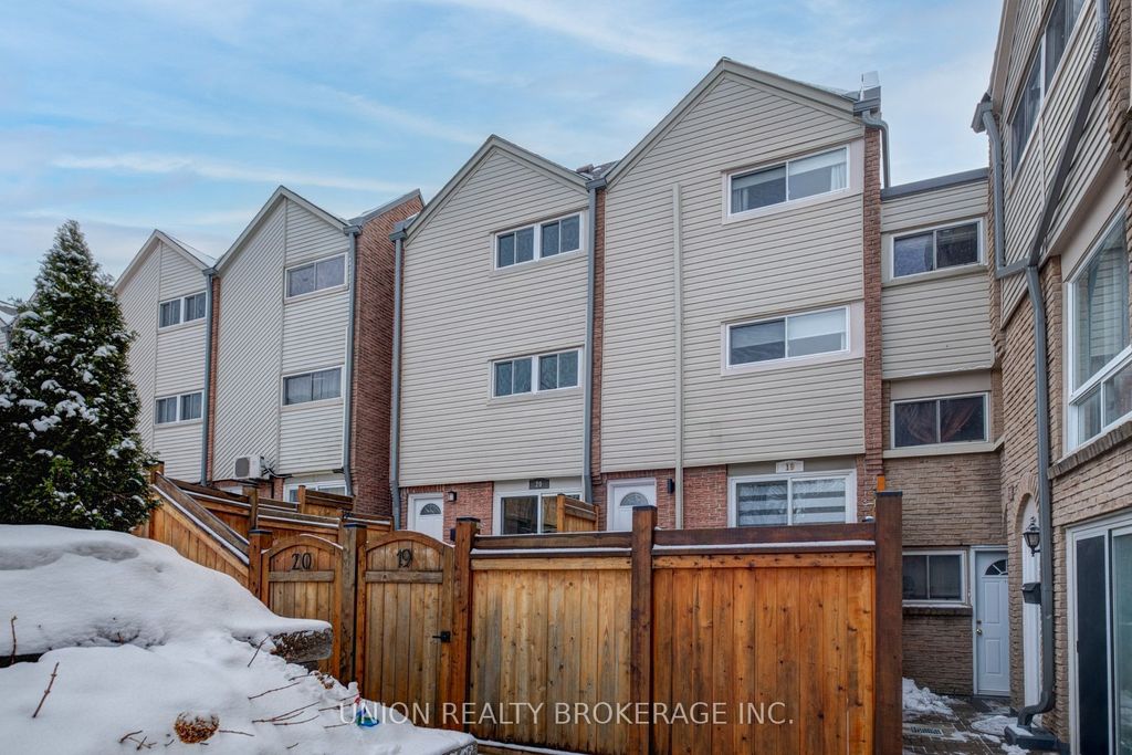 Photo of 1666 Queen Street E #20, Toronto, ON M4L 1G3 (MLS # E12939640)