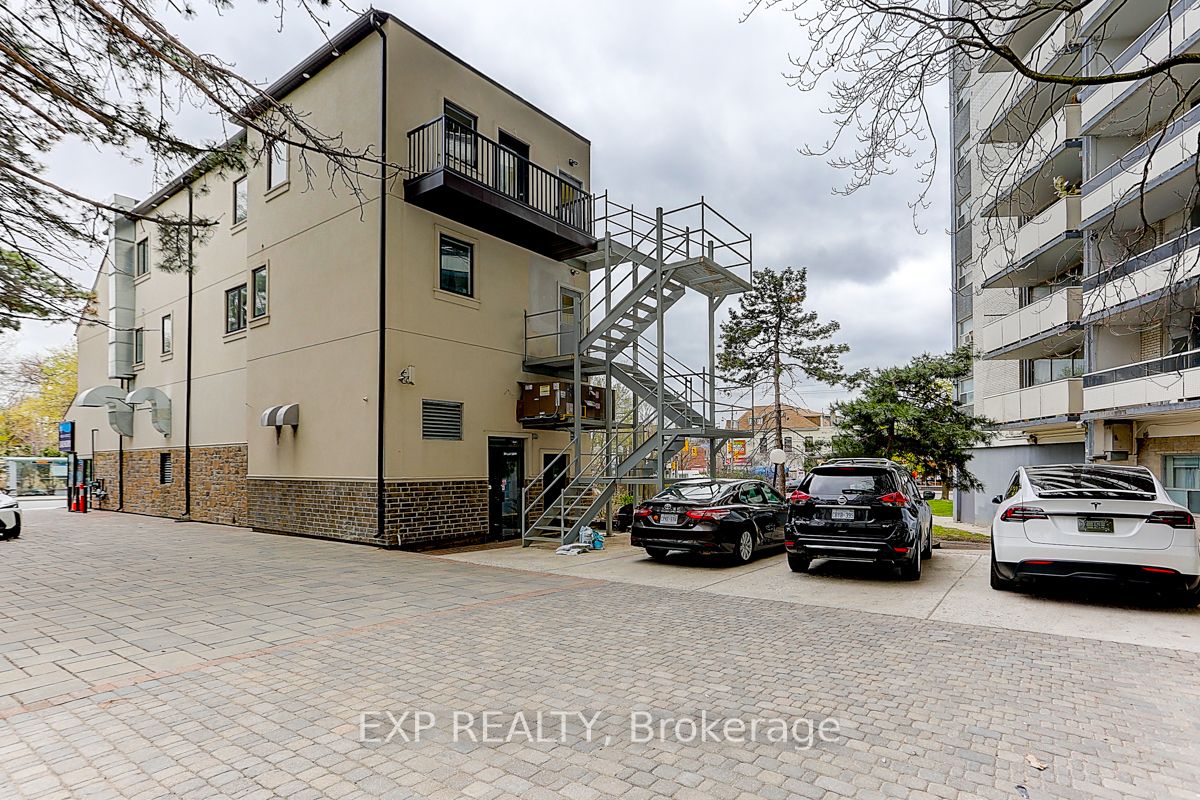 600 Parliament Street