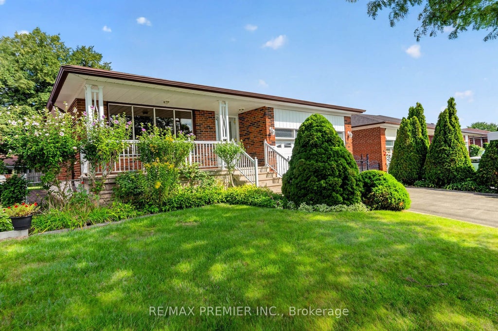 Photo of 31 CORINTHIAN Boulevard, Toronto, ON M1W 1B7 (MLS # E13720796)