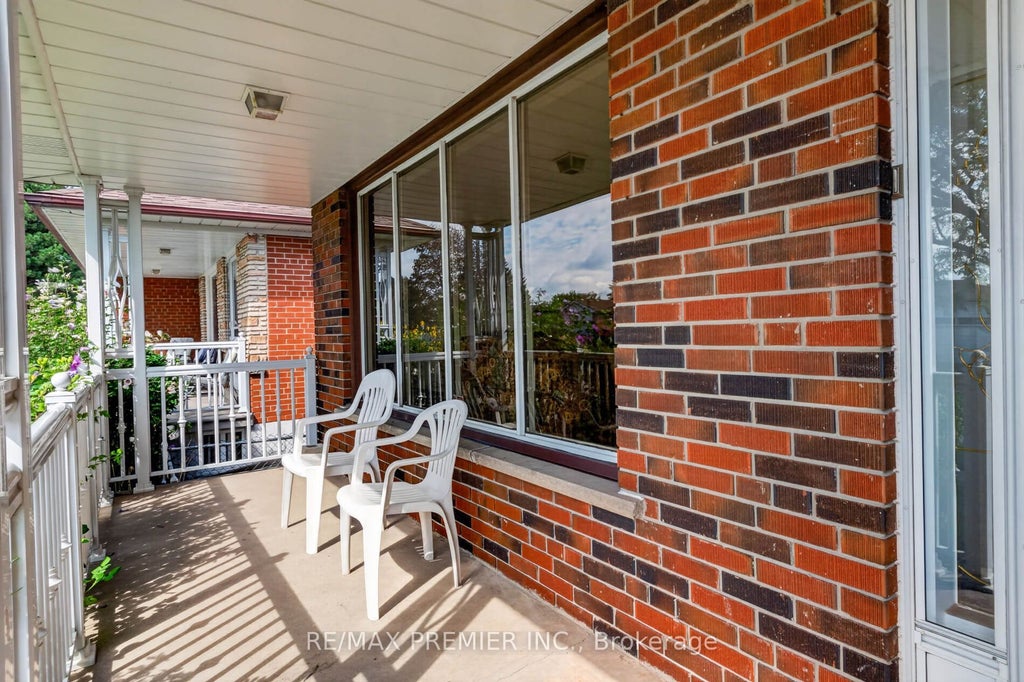 Photo of 31 CORINTHIAN Boulevard, Toronto, ON M1W 1B7 (MLS # E13720796)