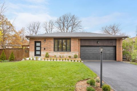 1898 Barsuda Drive Mississauga ON L5J 1V5