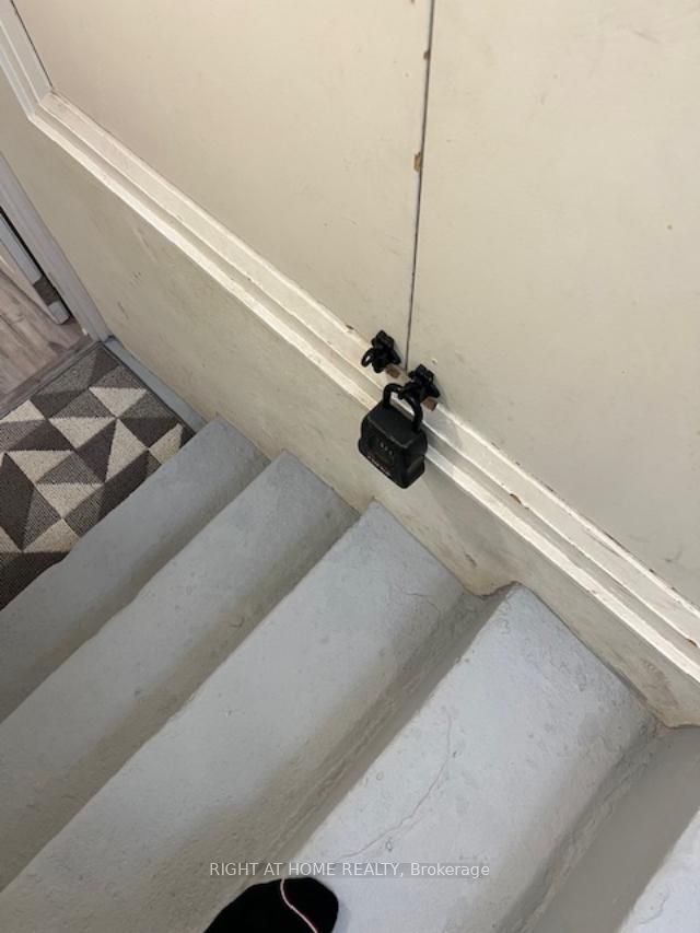 53 Major Mackenzie Drive E Basement Apartment