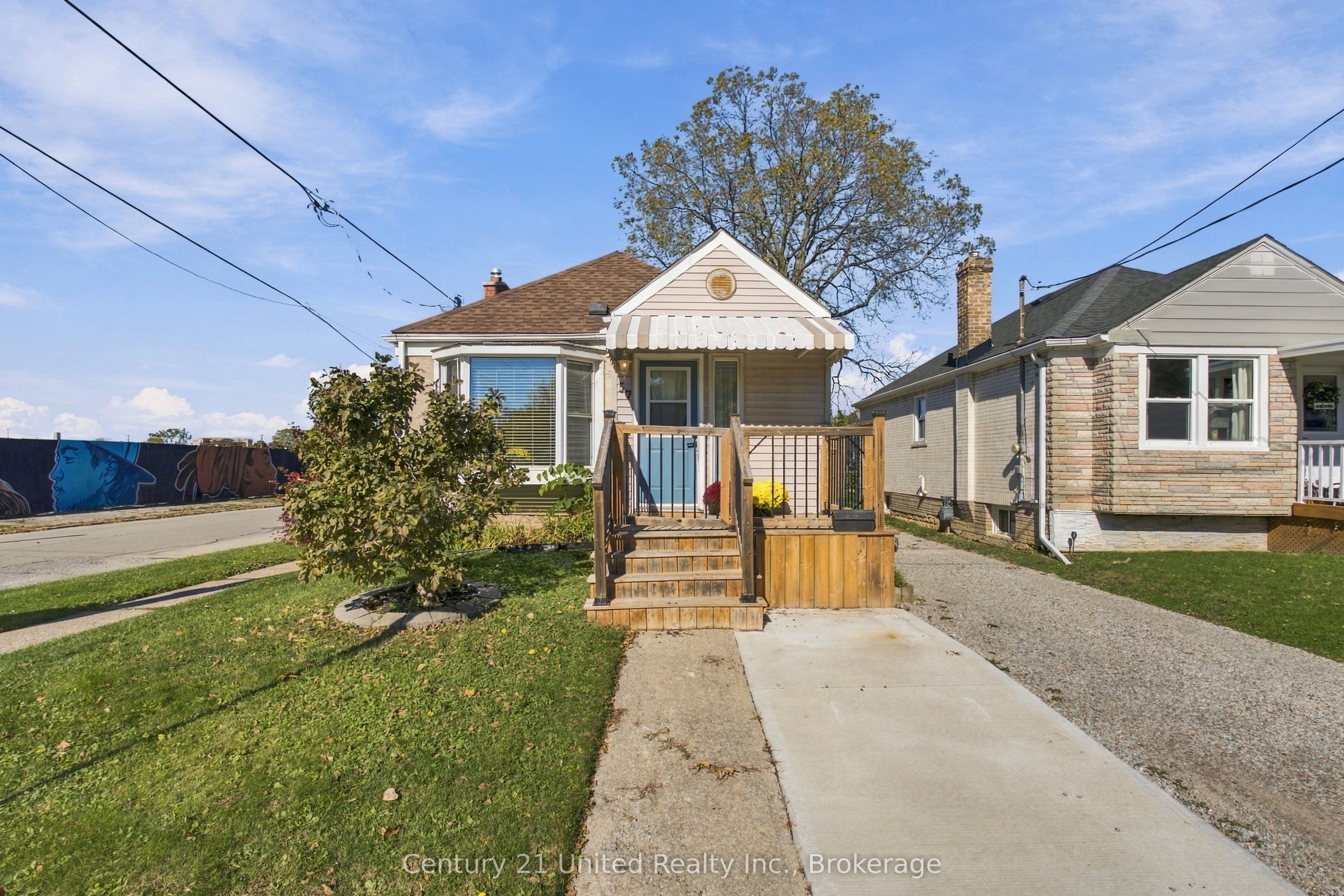 57 Sherwood Avenue