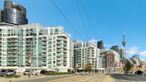 Photo of 600 Queens Quay N/A W #SPH10, Toronto, ON M5V 3M3 (MLS # C12502296)